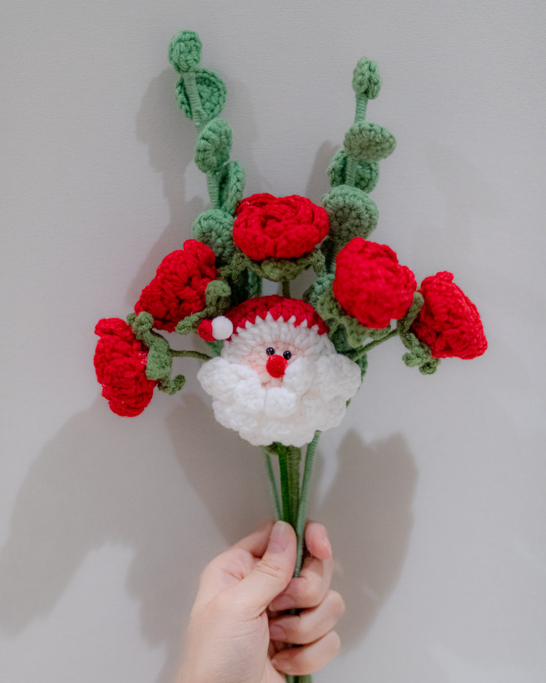 How to crochet a rose  Crochet flower bouquet 