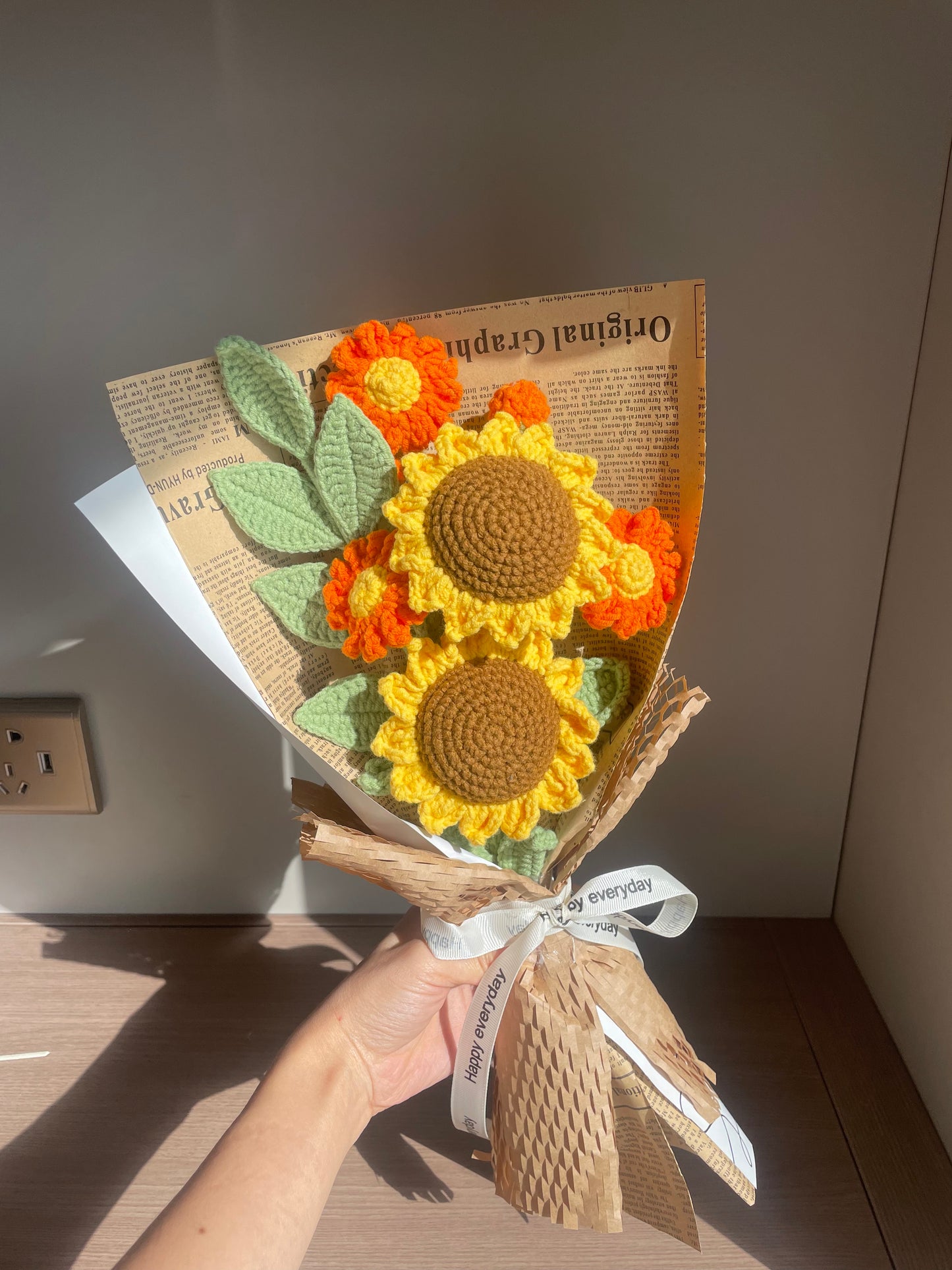 Wrap the Bouquet or Not?