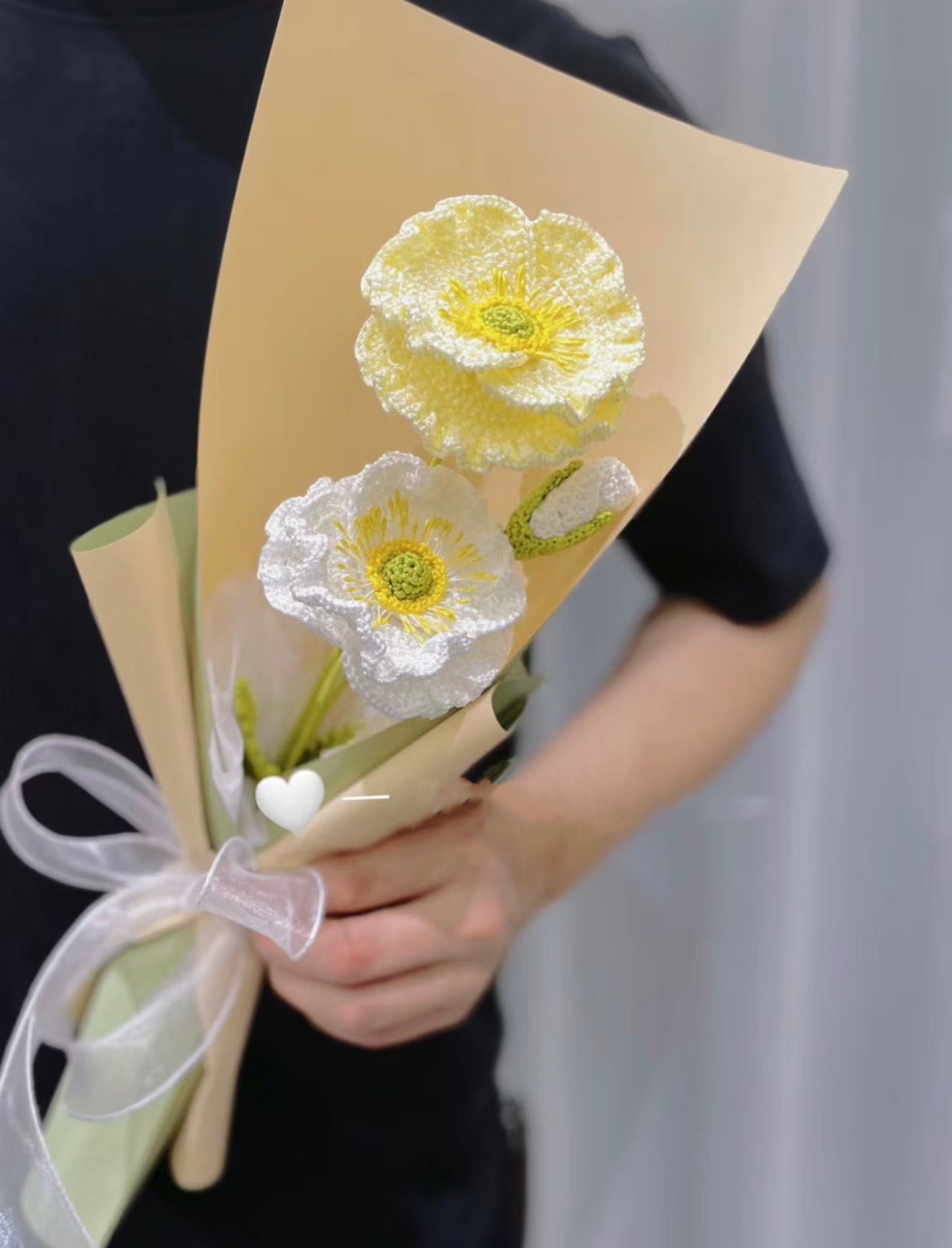 Crochet Poppy Bouquet | Small(17"Hx10"W) | White&Yellow