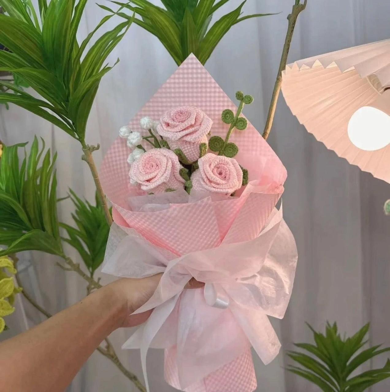 Bouquet de roses roses au crochet, bouquet à 3 tiges