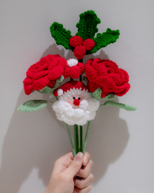 Santa Claus & David Austin Roses Crochet Flower Bouquet