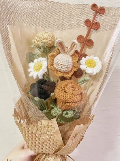 Crochet Rose Bouquet Mixed with Crochet Rabbit&Daisy