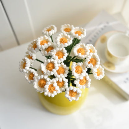 Crochet Daisy Flower Bouquet, White Color, Small Petal