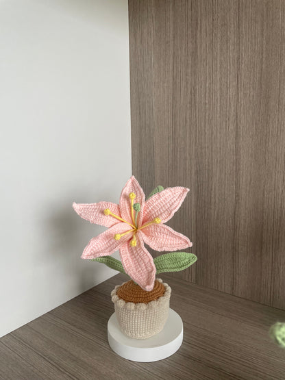 pink crochet lily flower pot, crochet flower, crochet flower bouquet